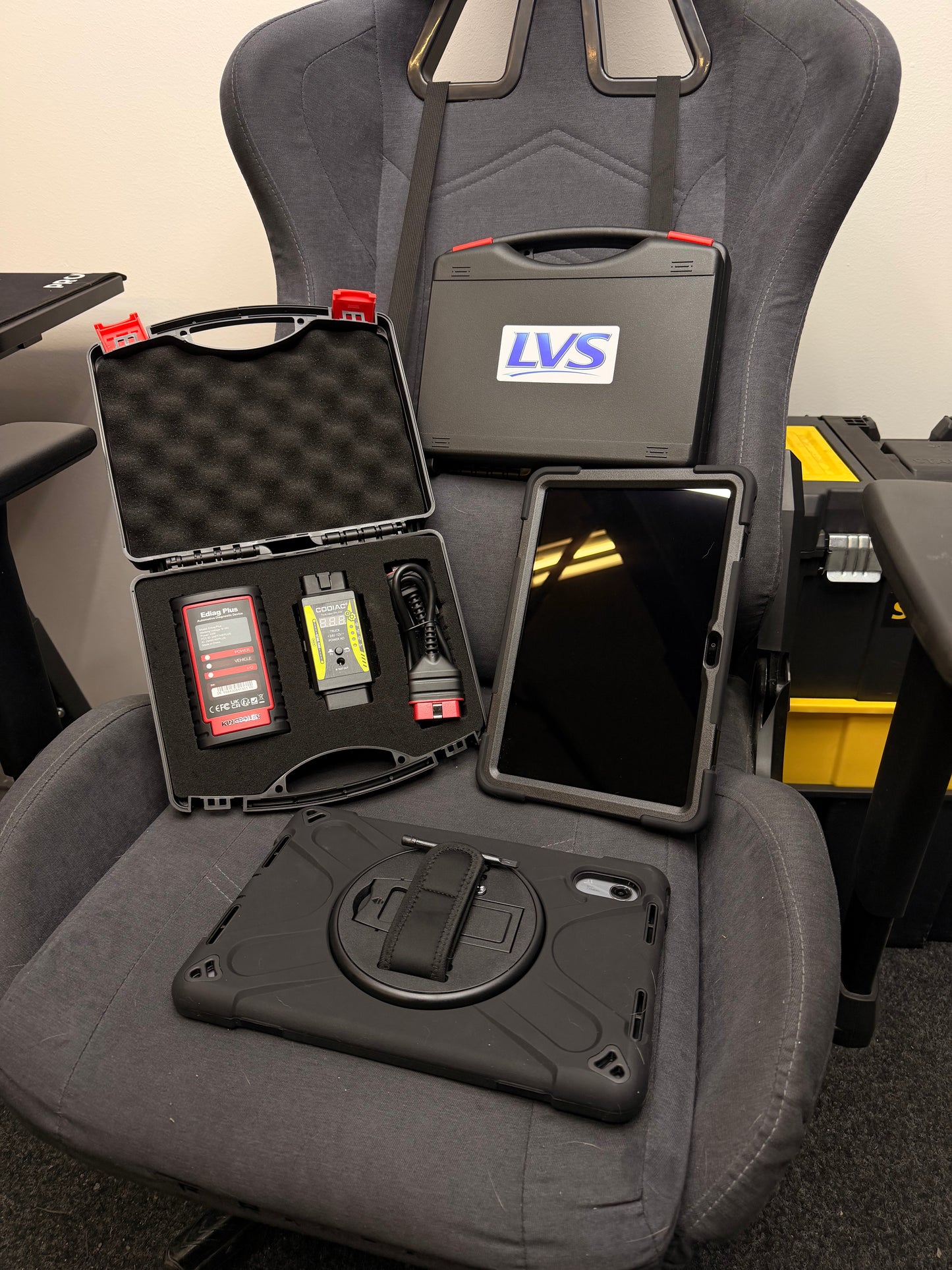 Diagnostic Tablet For Trucks&Cars on LVS Server